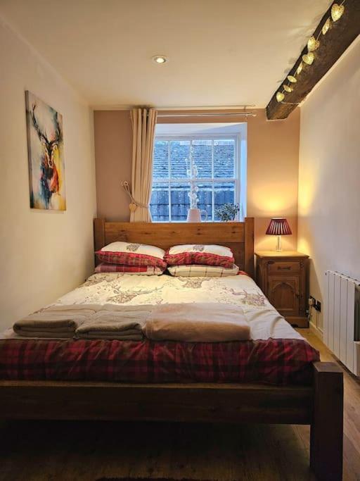 Private Woody Apartment, 2 King Beds, Very Centre Stamford Extérieur photo